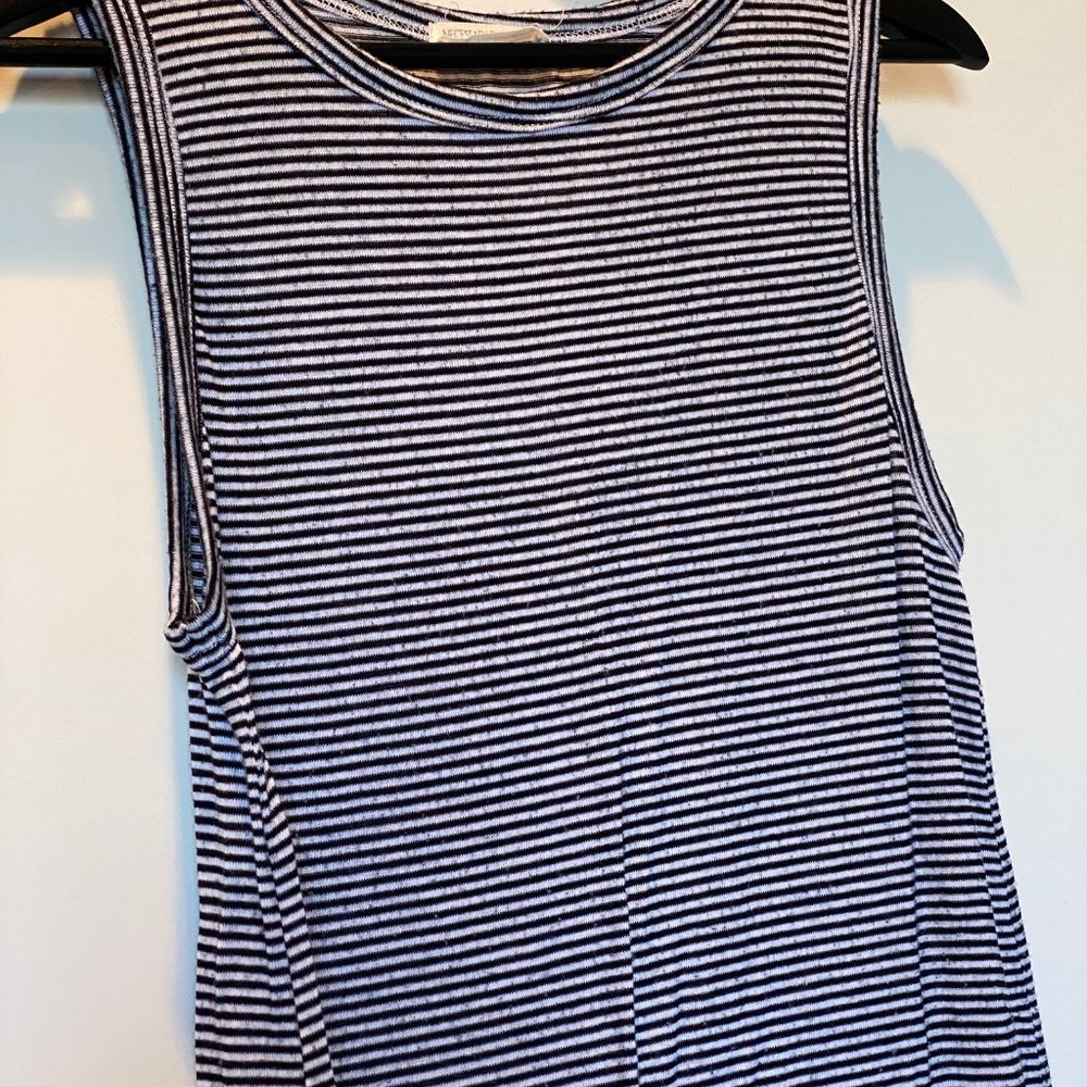 Tank Top - Picture 4 of 4